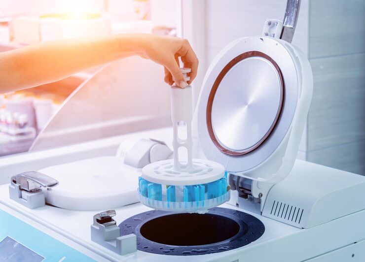 Ultrasonic Cleaning Machines: Complete Guide to Principles, Components, and Applications